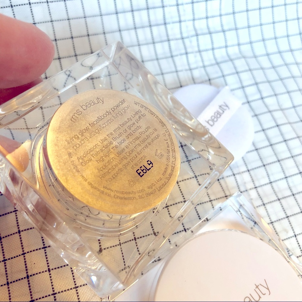 RMS Beauty• Glow Face & Body Powder Highlighter - Picture 3 of 4